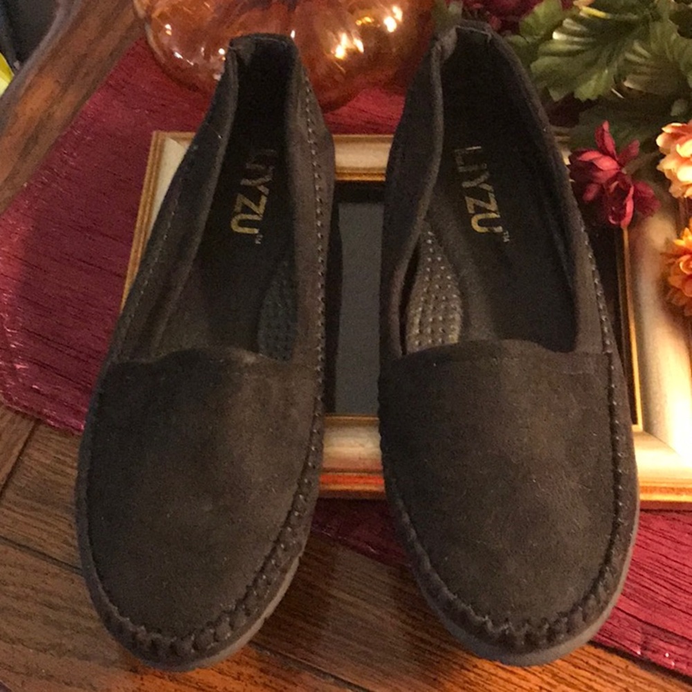 Black micro suede moccasins.  By Liyzu NWOT
